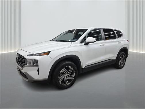 White 2021 Hyundai SANTA FE SE