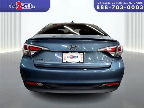 2016 Hyundai SONATA Hybrid SE