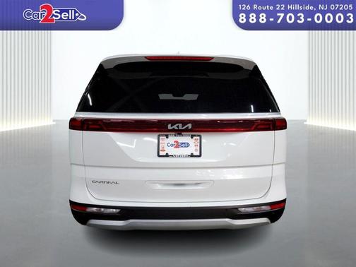 2023 Kia Carnival LX