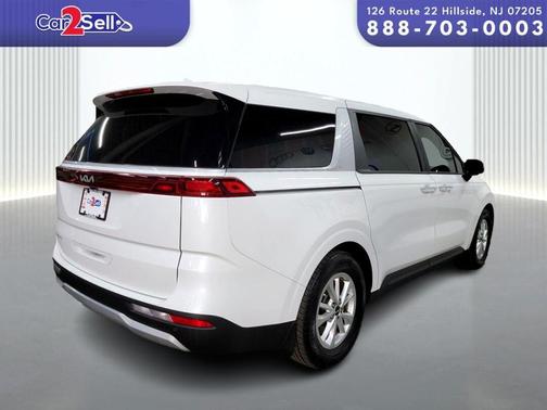 2023 Kia Carnival LX