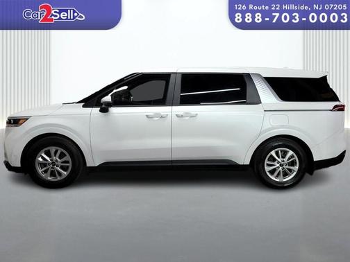 2023 Kia Carnival LX