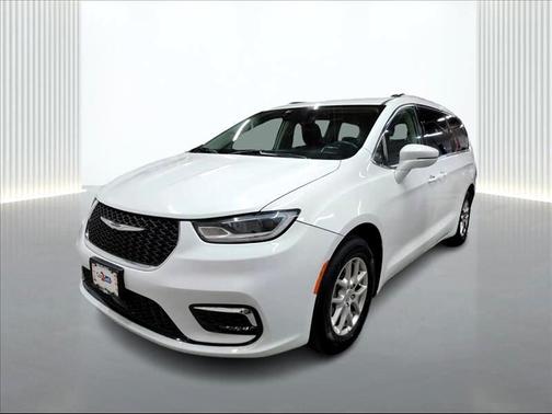 2022 Chrysler Pacifica Touring-L