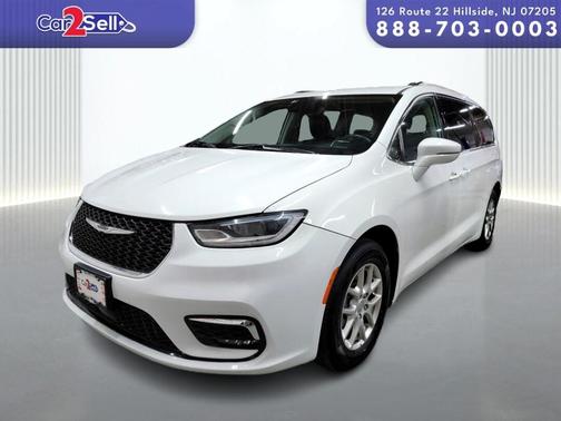 2022 Chrysler Pacifica Touring-L