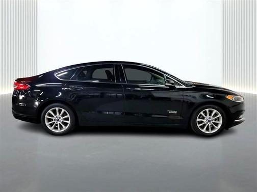 2017 Ford Fusion Energi SE Luxury
