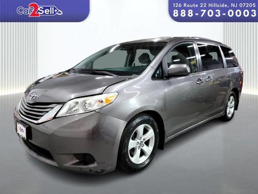 2020 Toyota Sienna LE