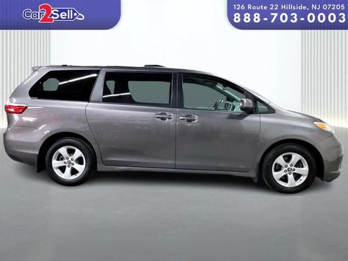 2020 Toyota Sienna LE