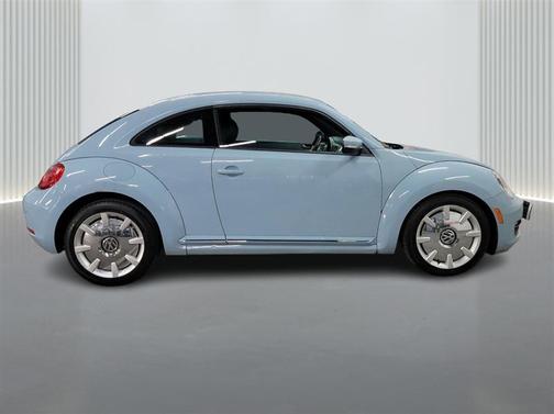 2012 Volkswagen Beetle 2.5L