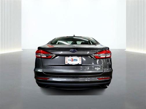 2020 Ford Fusion SEL