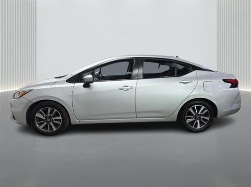 2022 Nissan Versa 1.6 SV