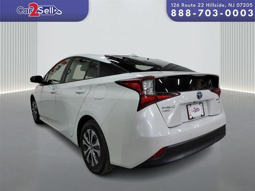 2021 Toyota Prius LE