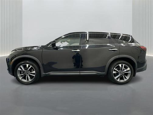 Mineral Black 2023 INFINITI QX60 Luxe