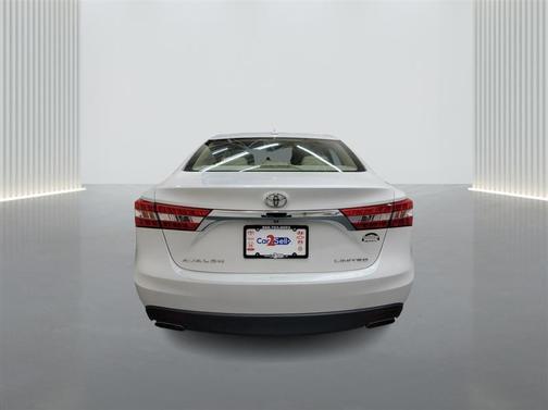 2013 Toyota Avalon XLE