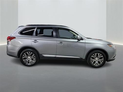 2016 Mitsubishi Outlander SEL