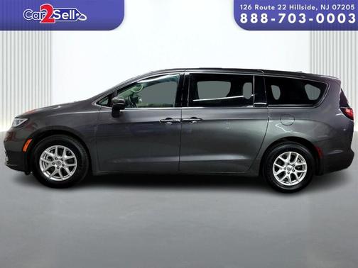 2023 Chrysler Pacifica Touring-L