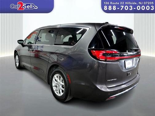 2023 Chrysler Pacifica Touring-L