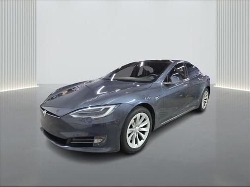 2017 Tesla Model S 90D
