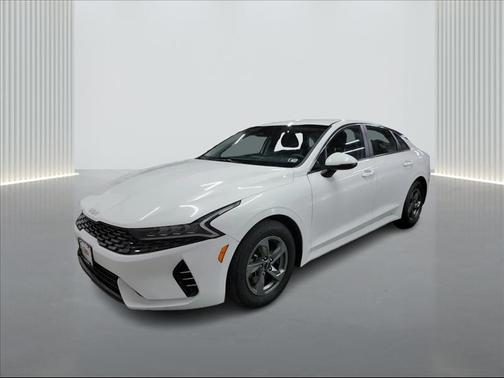 2022 Kia K5 LXS