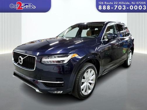 2016 Volvo XC90 T6 Momentum