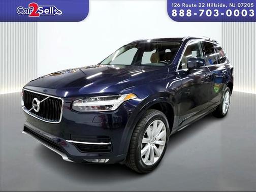 2016 Volvo XC90 T6 Momentum
