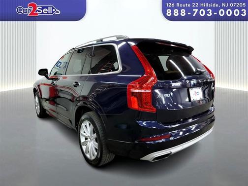 2016 Volvo XC90 T6 Momentum