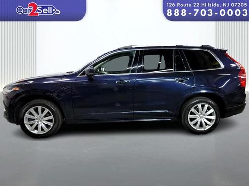 2016 Volvo XC90 T6 Momentum