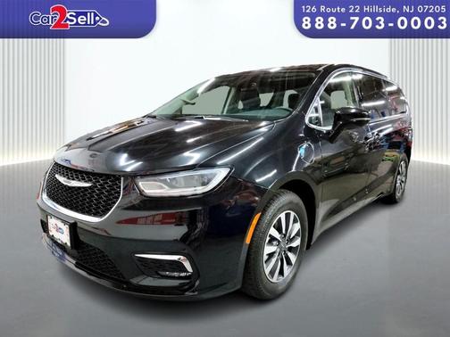 2022 Chrysler Pacifica Hybrid Touring L