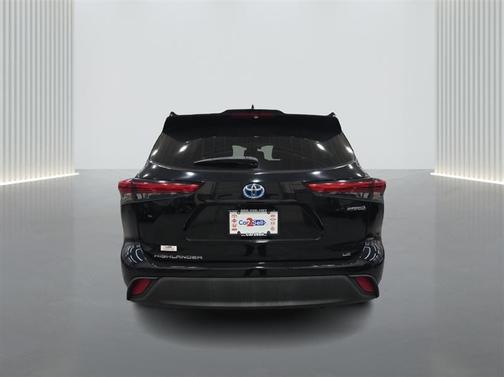 2021 Toyota Highlander Hybrid LE