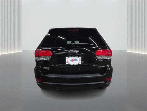 Black 2019 Jeep Grand Cherokee Laredo