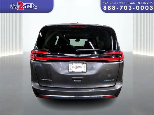 2022 Chrysler Pacifica Hybrid Touring L