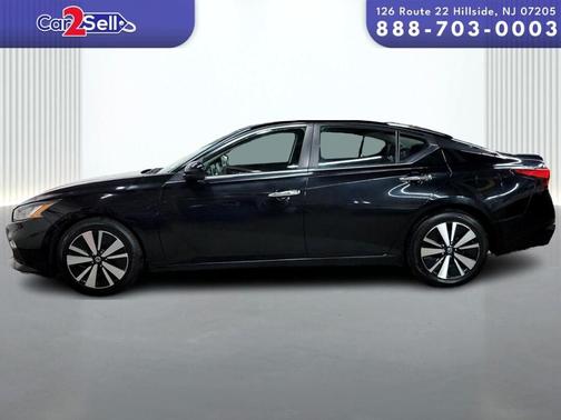 2022 Nissan Altima 2.5 SV