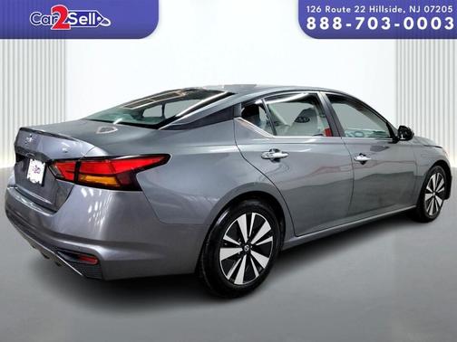 2022 Nissan Altima 2.5 SV