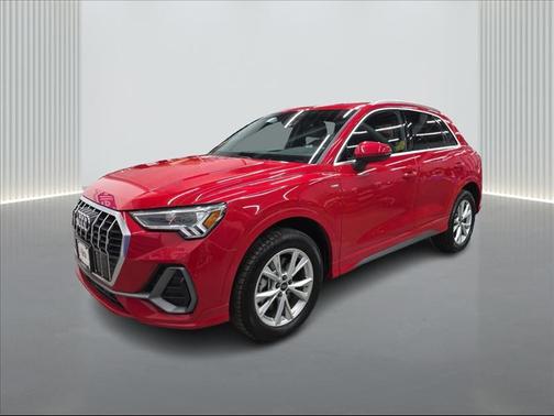 2025 Audi Q3 45 S line Premium