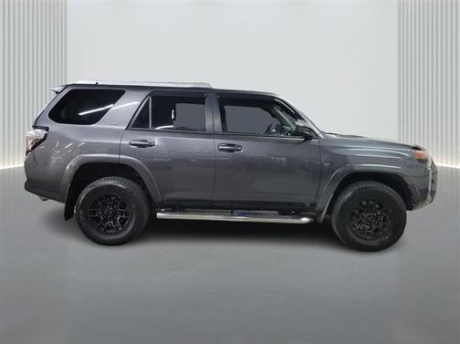 2016 Toyota 4Runner SR5 4WD