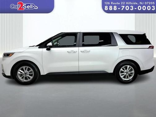 2022 Kia Carnival LX