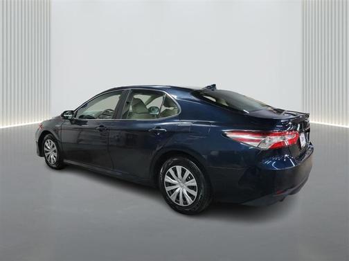 2020 Toyota Camry Hybrid LE