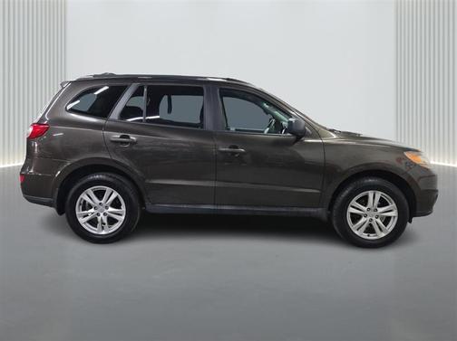 2011 Hyundai SANTA FE SE
