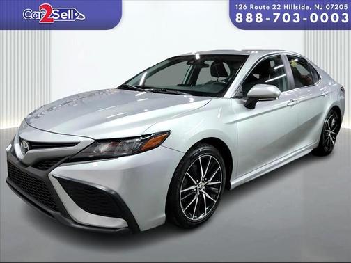 2022 Toyota Camry SE
