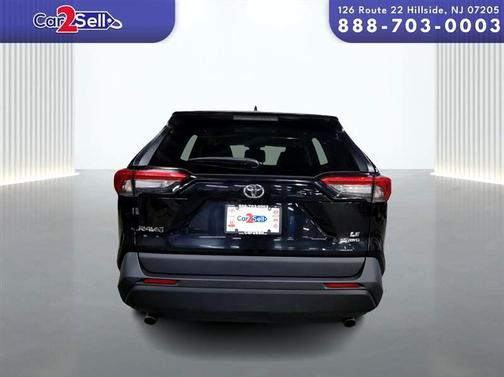 2022 Toyota RAV4 LE