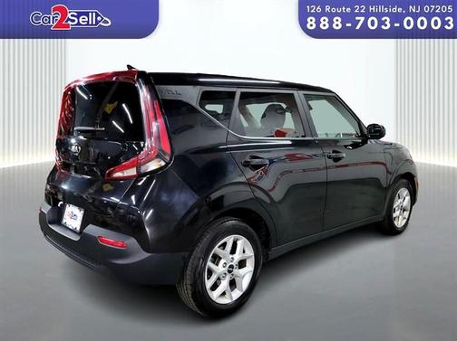 2022 Kia Soul LX