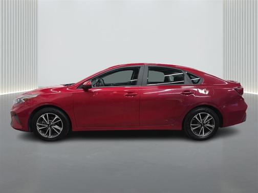 Red 2023 Kia Forte LXS