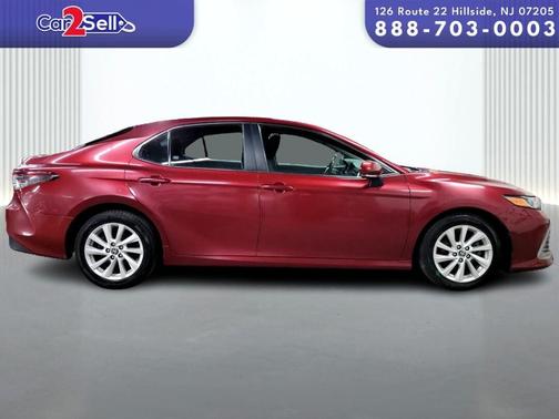 2022 Toyota Camry LE
