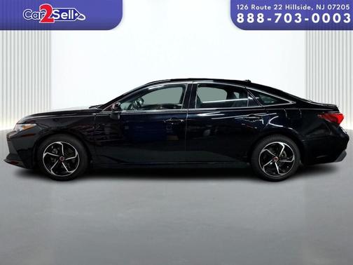 2019 Toyota Avalon Hybrid XLE