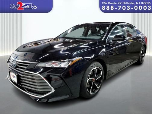 2019 Toyota Avalon Hybrid XLE