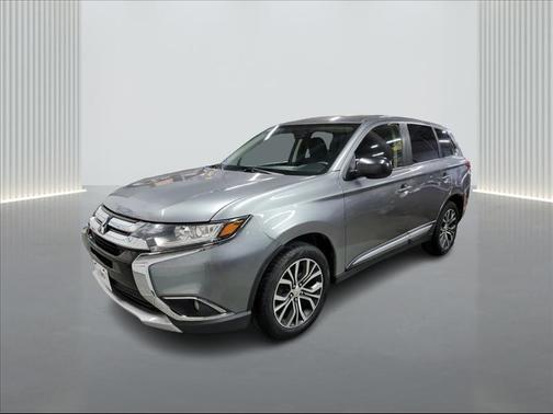 2018 Mitsubishi Outlander ES