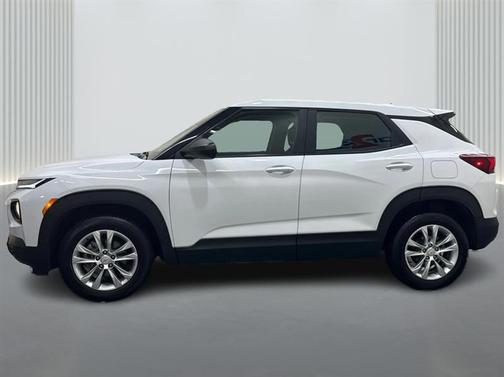 White 2023 Chevrolet Trailblazer LS