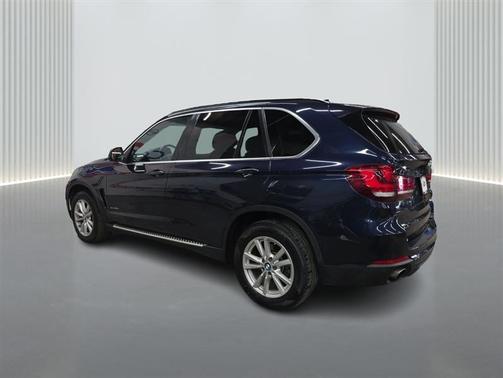 Blue 2015 BMW X5 xDrive35d
