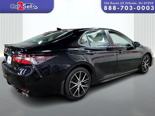 2023 Toyota Camry SE