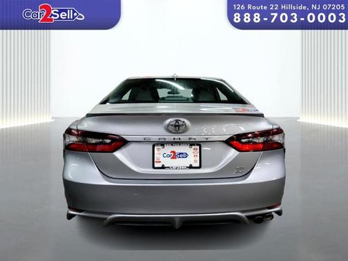2022 Toyota Camry SE