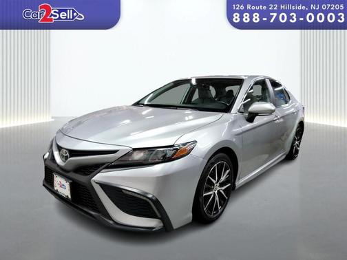 2022 Toyota Camry SE