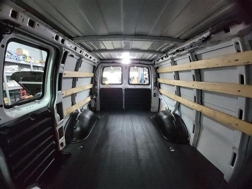 2021 GMC Savana 2500 Work Van